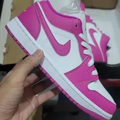 AIR JORDAN 1 PINK-WHITE
